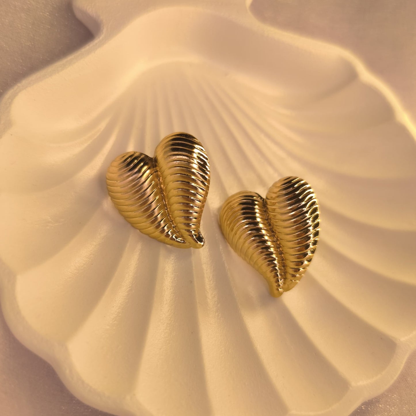 Serena Shell Studs – Coastal. Chic. Curved.