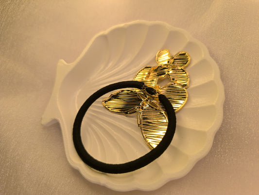 Buttergold Bloom Hair Tie – Floral Elegance for Your Everyday Bun