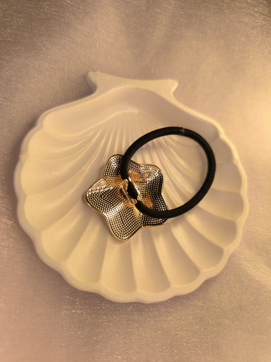 Molten Star Hair Tie – Sculptural Gold Accent