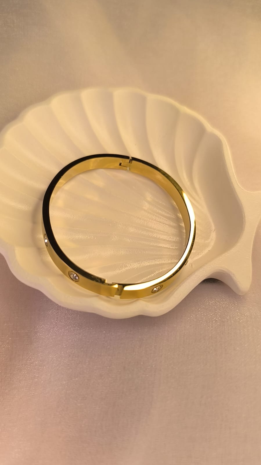 Lumière Gold Cuff – Crystal Studded Edition