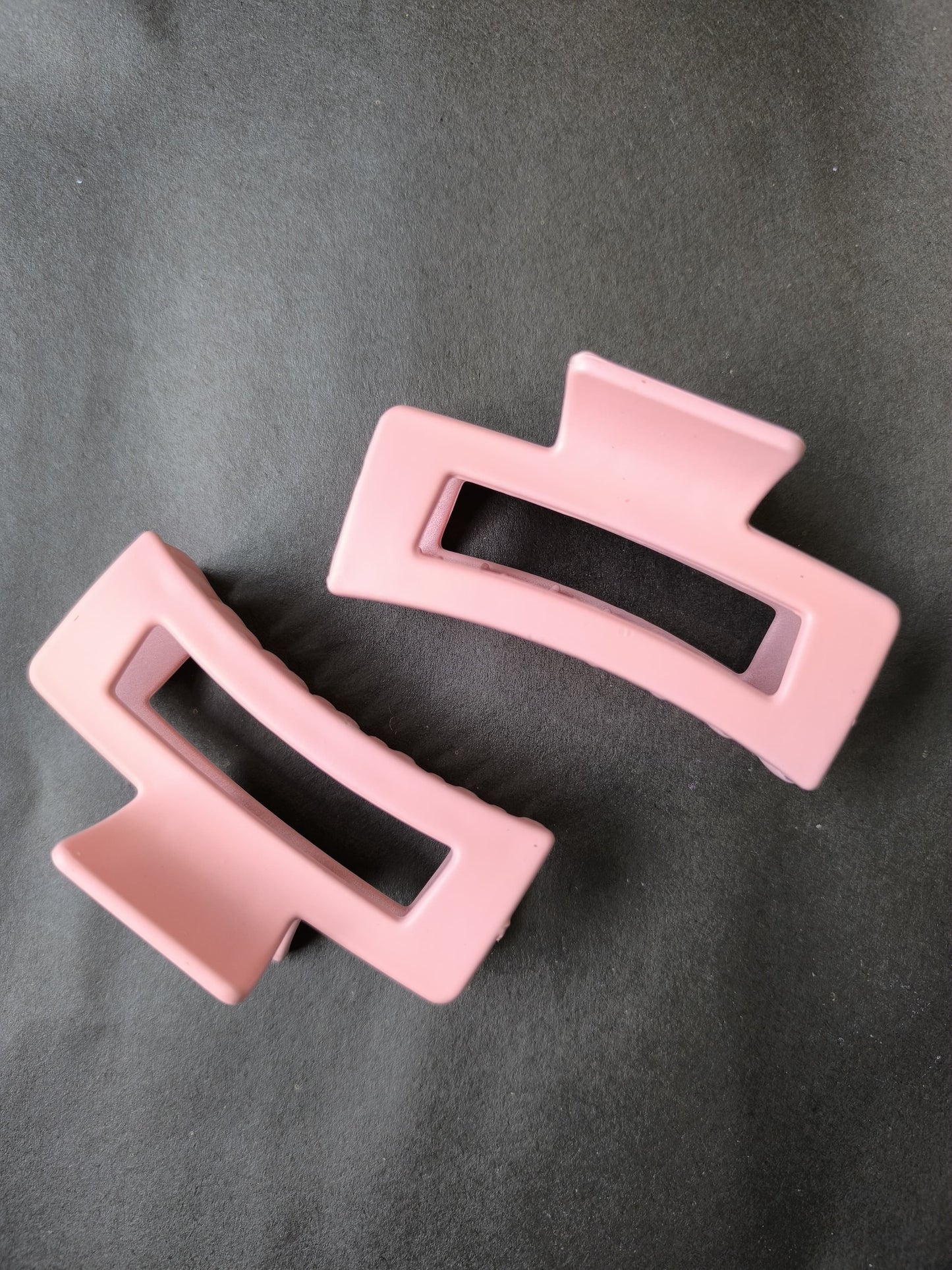 Soft Matte Block Claw Clips – Neutral Bae