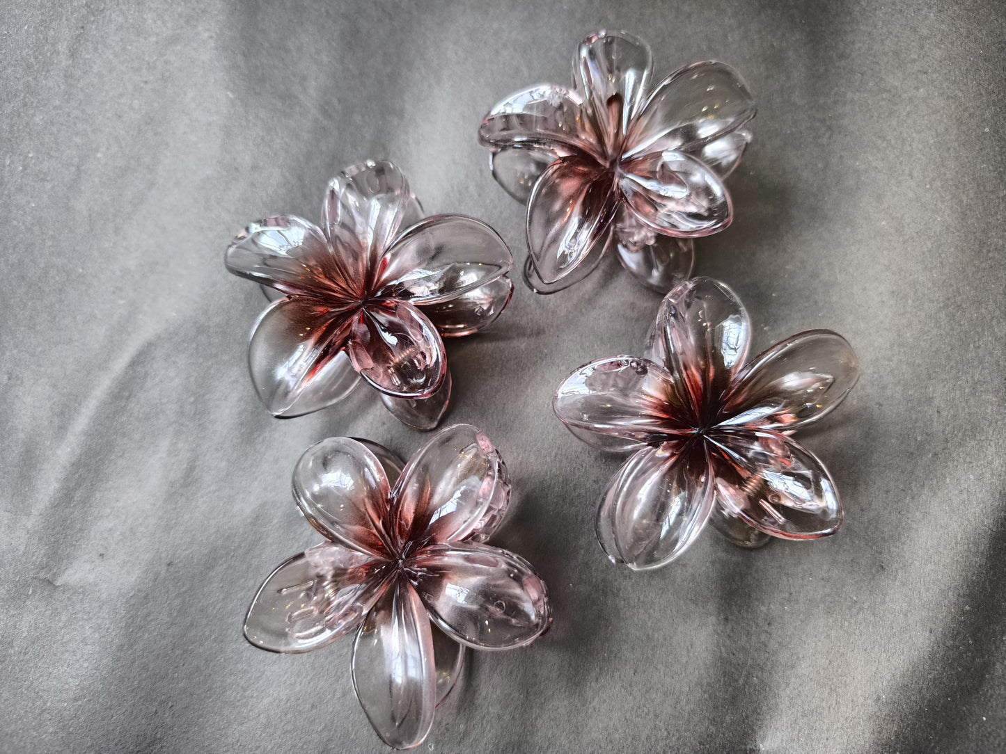 BloomPetal Transparent Flower Hair Claw Clip
