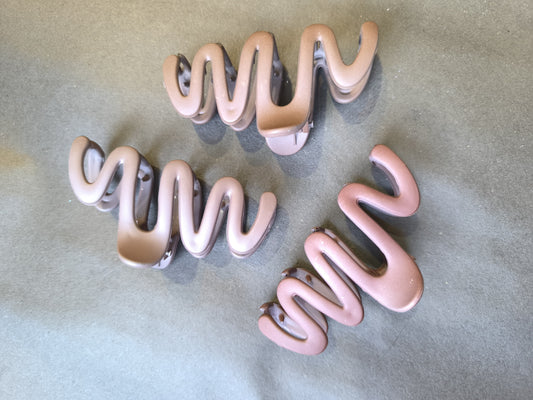 ZigZag Matte Hair Claw Clip