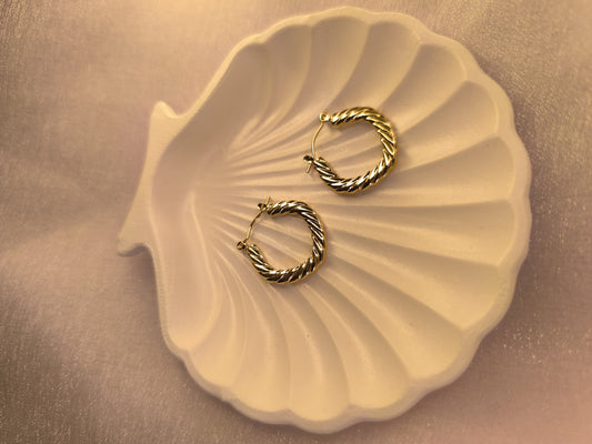 Twist Luxe Heart Hoops