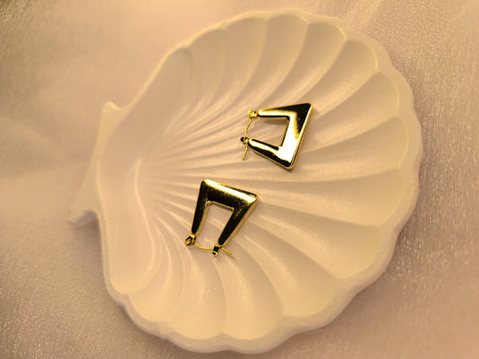 Power Play Hoops – Geometric Gold Statement