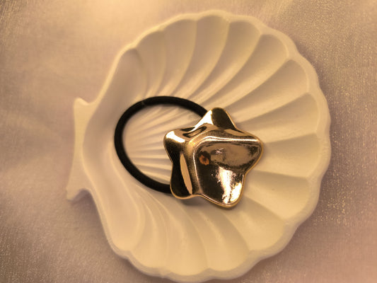 Molten Star Hair Tie – Sculptural Gold Accent
