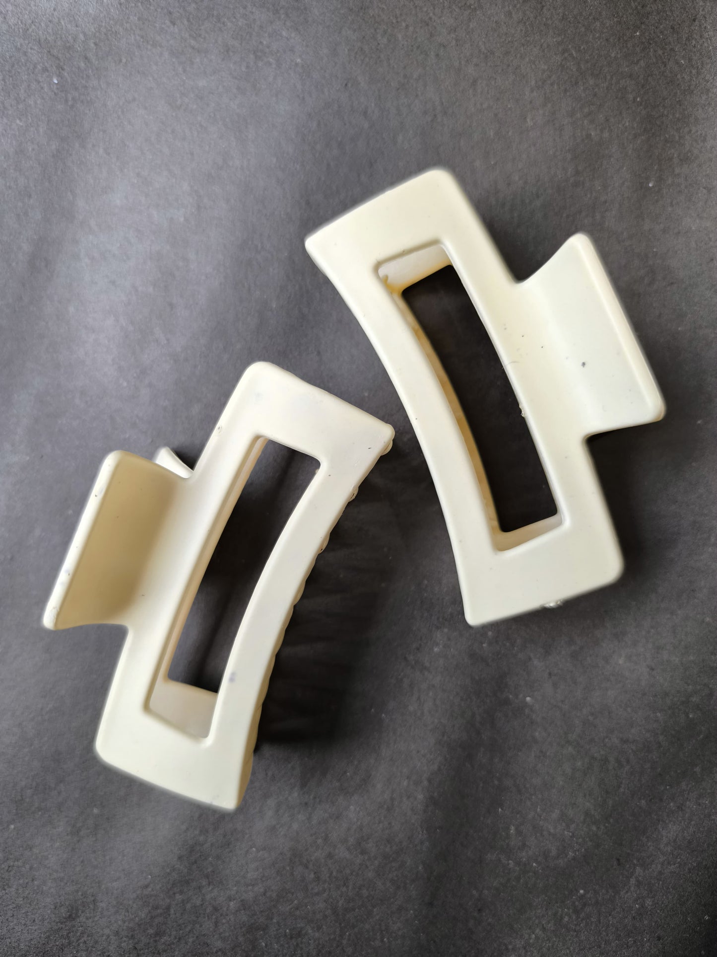 Soft Matte Block Claw Clips – Neutral Bae