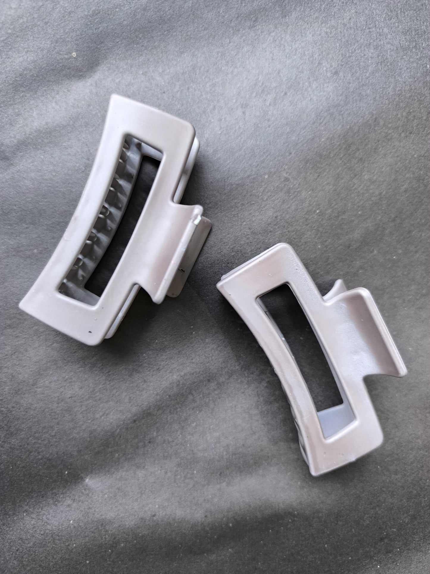 Soft Matte Block Claw Clips – Neutral Bae