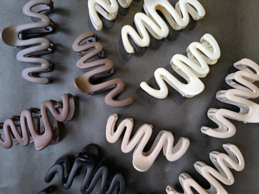 ZigZag Matte Hair Claw Clip